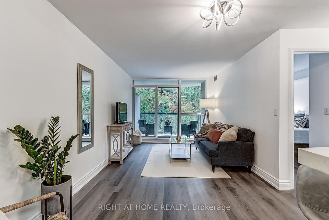 2565 Erin Centre Boulevard Unit 508, Mississauga