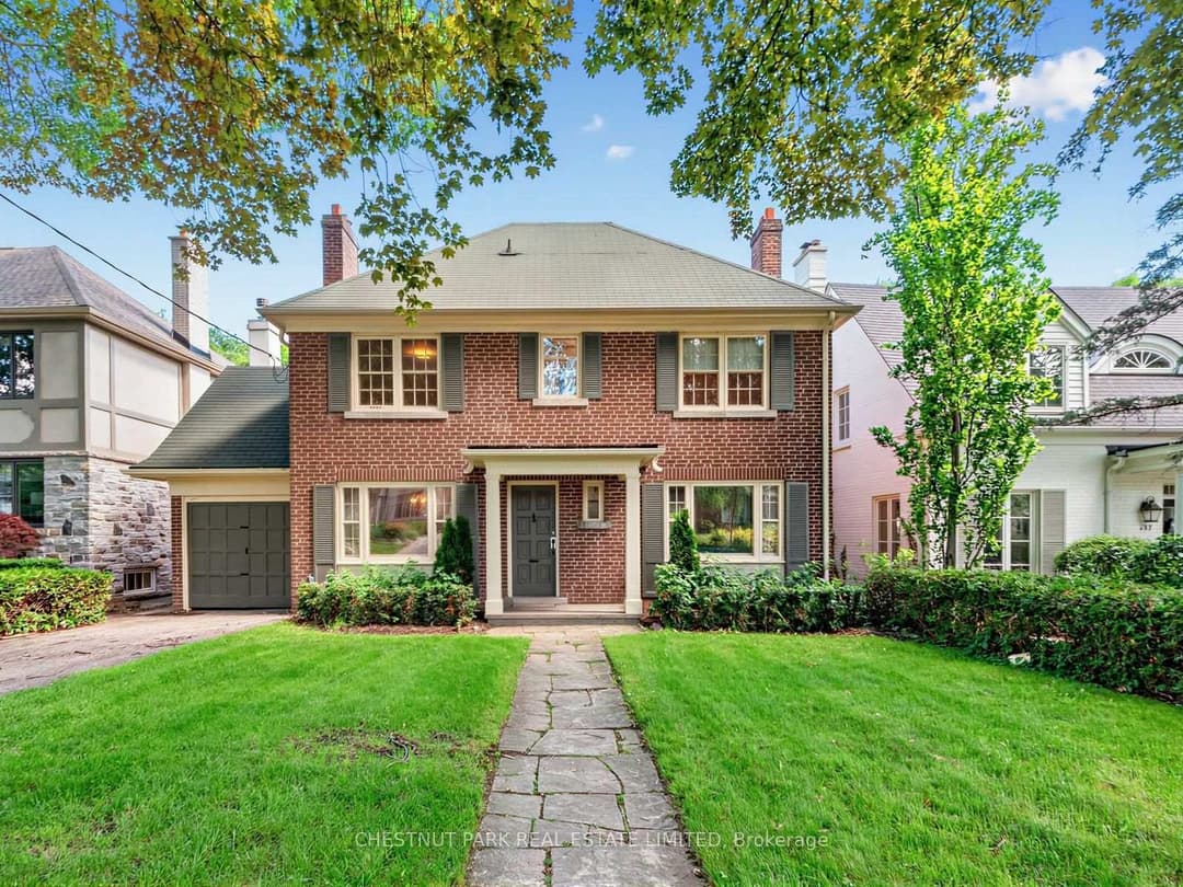 143 Mildenhall Road, Bridle Path / York Mills / Hoggs Hollow