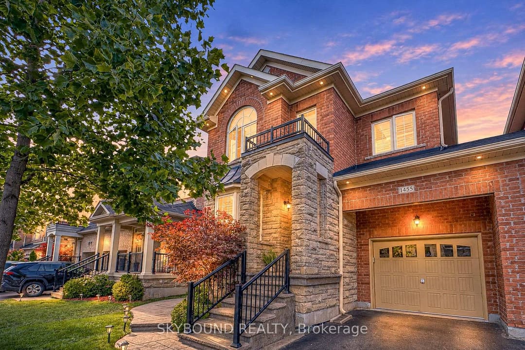1455 Haws Crescent, Milton