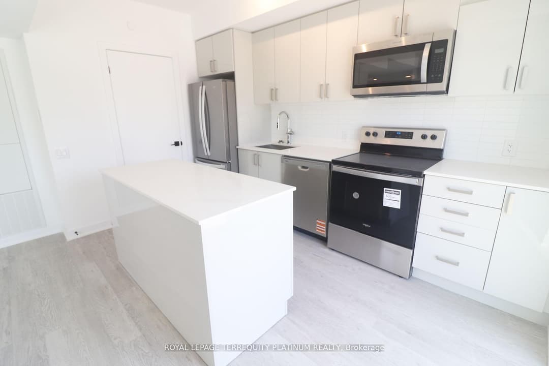 2782 Barton Street Unit 111, Hamilton