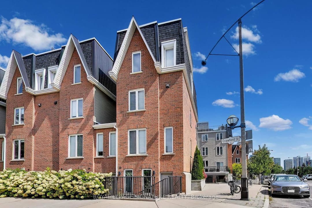 1 Crawford Street, Downtown Toronto / Waterfront