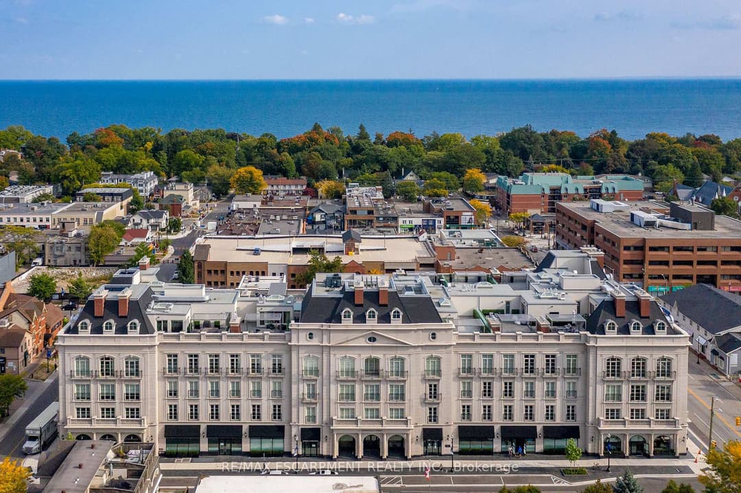 300 Randall Road Unit PH5, Oakville