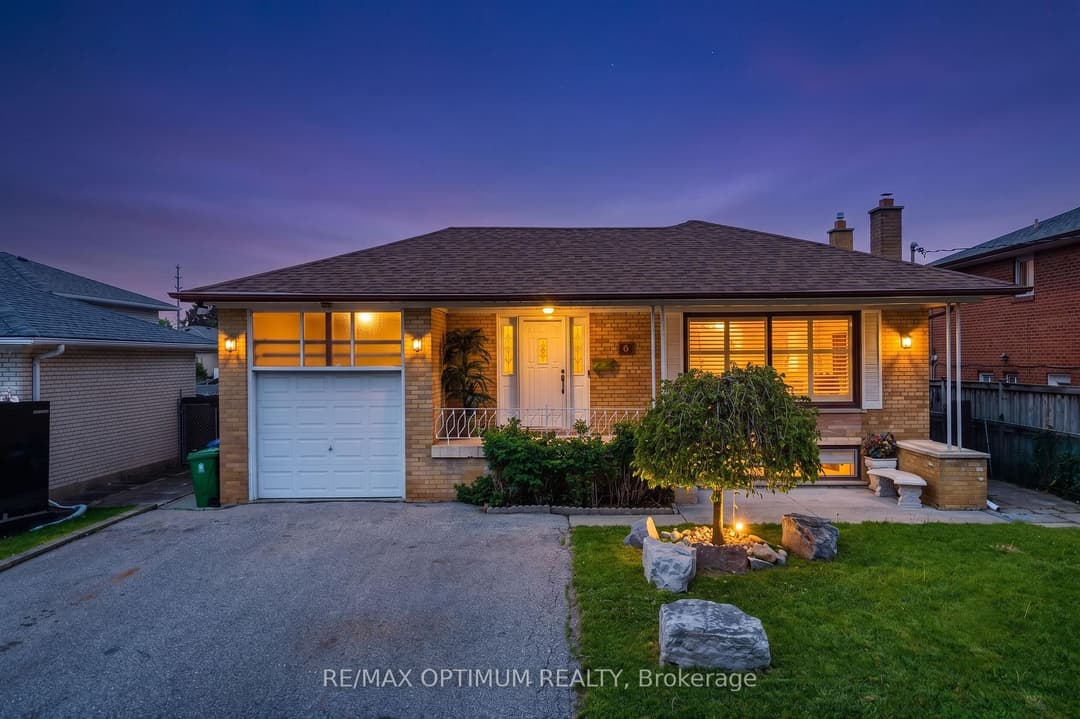 6 Evernby Boulevard, Etobicoke (Kingsview Village / Humber Heights)