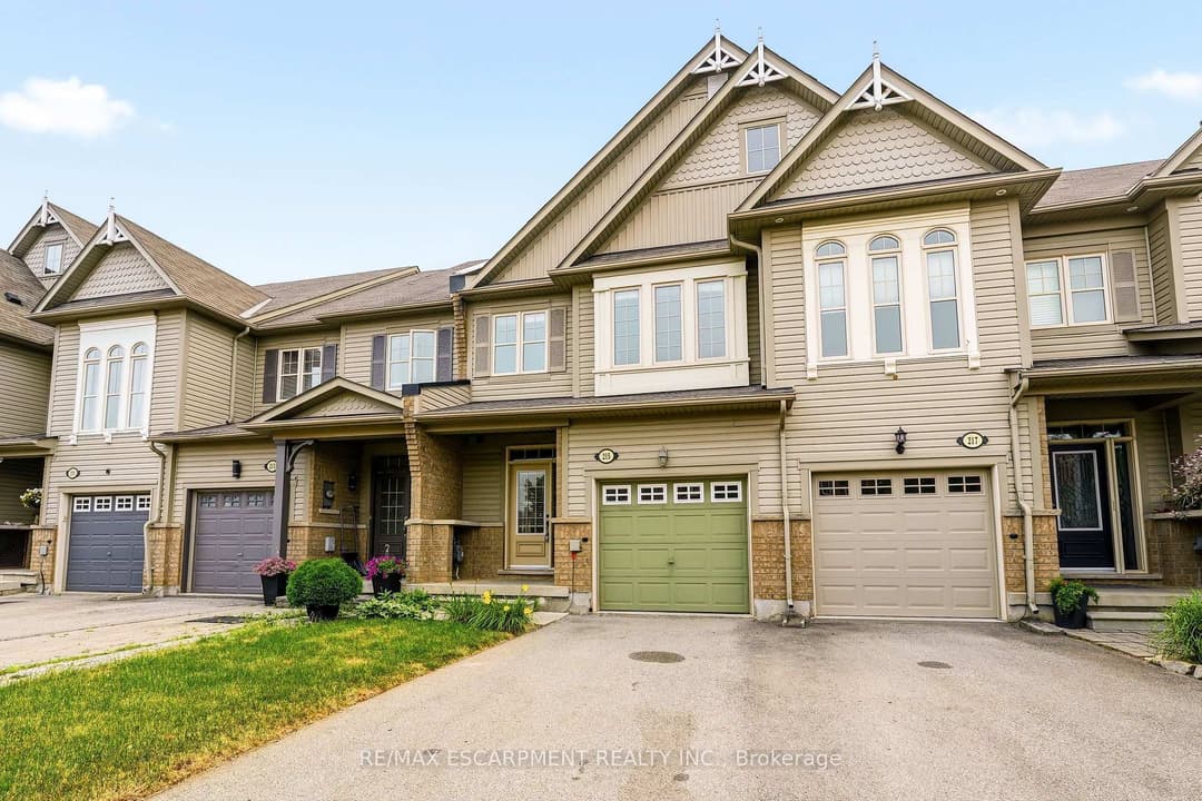 215 Nisbet Boulevard, Hamilton
