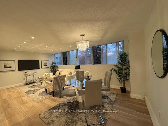 3695 Kaneff Crescent Unit 107, Mississauga