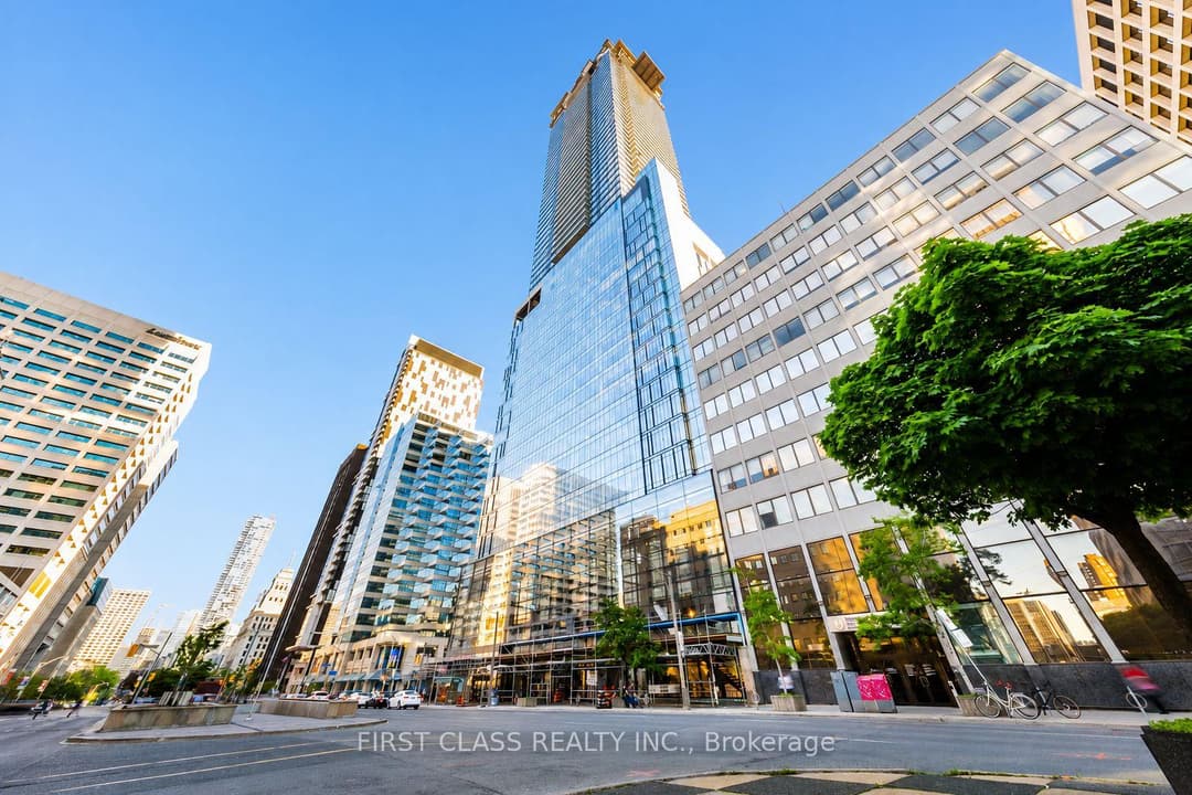 488 University Avenue Unit 3901, Downtown Toronto / Waterfront