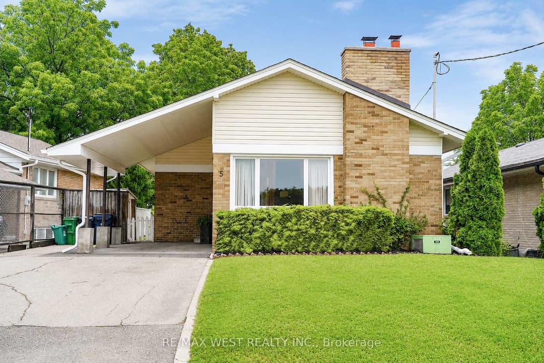 5 Cromarty Drive, Etobicoke (West Mall / Rexdale)