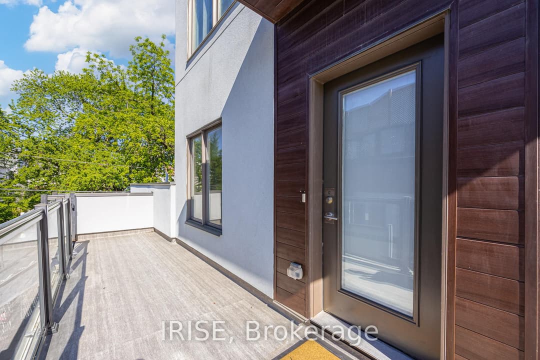 169 Jones Avenue Unit 12, Riverdale / Leslieville