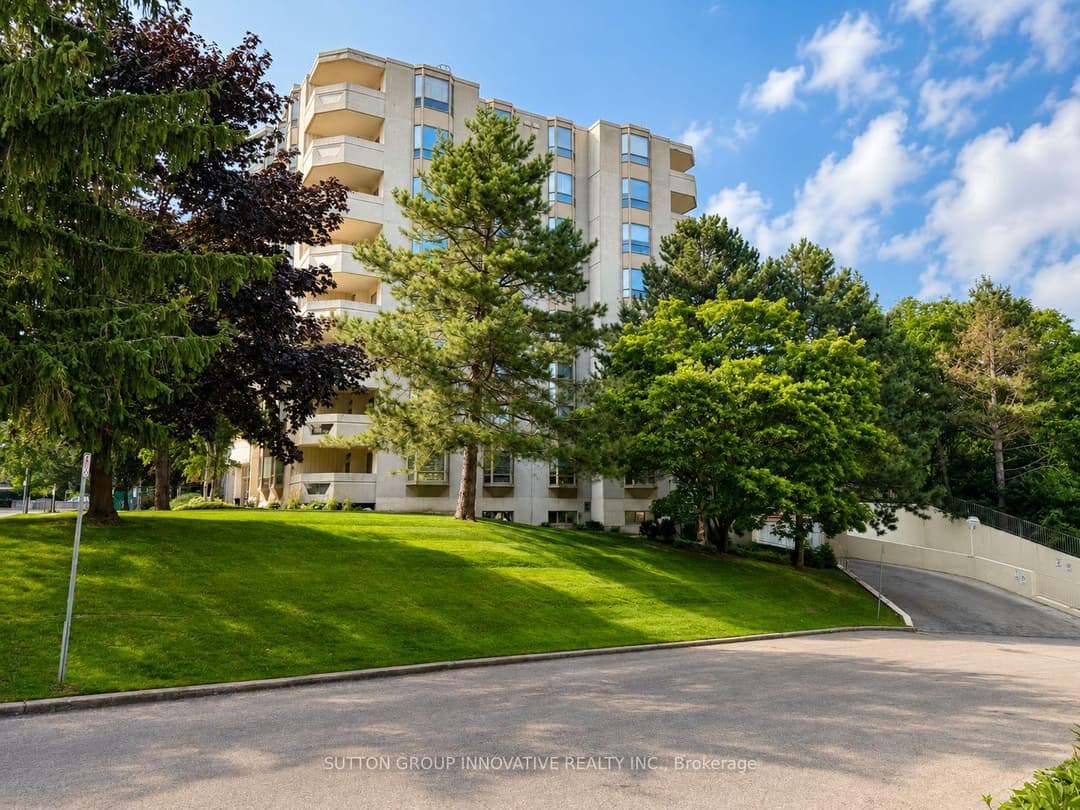 8 Village Green Boulevard Unit 507, Hamilton