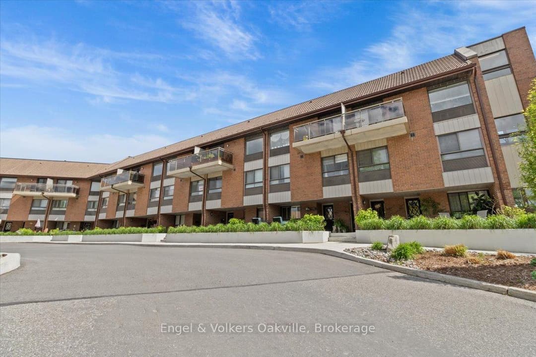 1000 Cedarglen Gate Unit 625, Mississauga