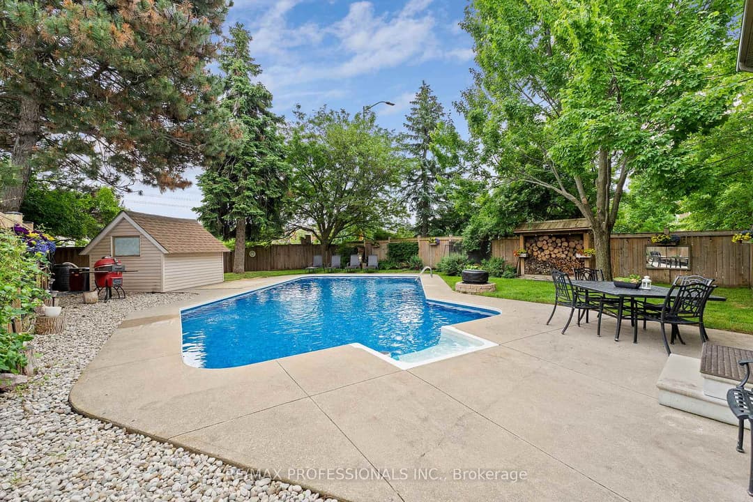 6031 Edenwood Drive, Mississauga