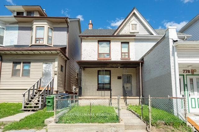 776 Gerrard Street, Riverdale / Leslieville