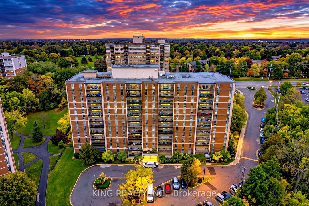 1964 Main Street Unit 407, Hamilton
