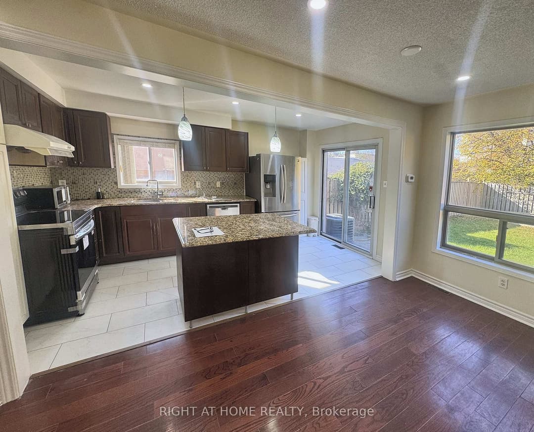 14 Acme Crescent, Etobicoke (Kingsview Village / Humber Heights)