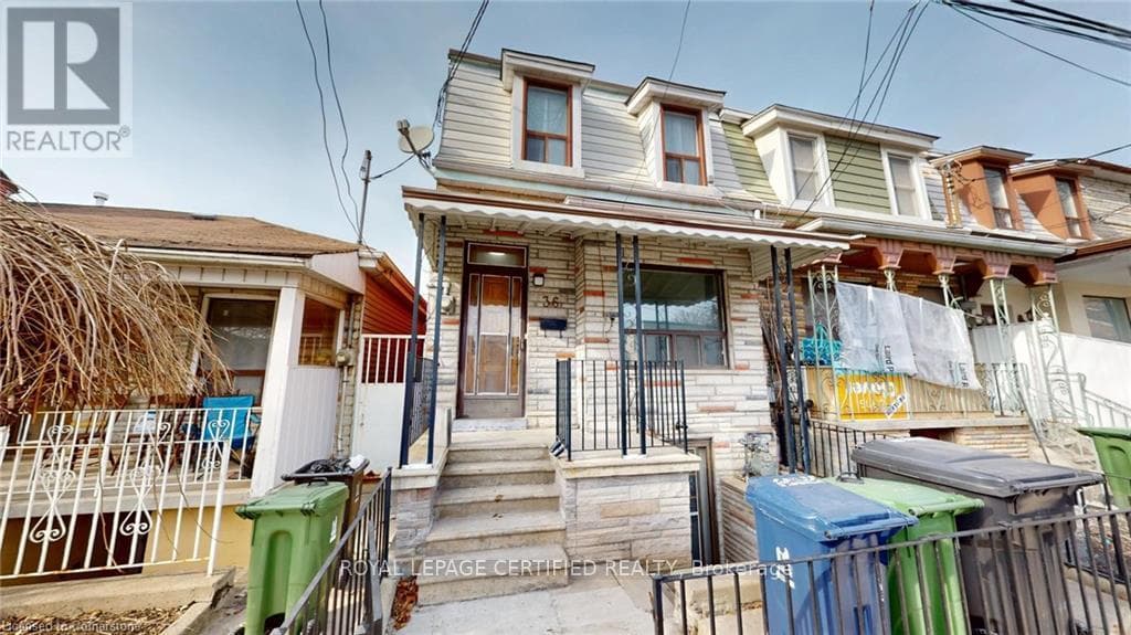 36 Mitchell Avenue, Downtown Toronto / Waterfront