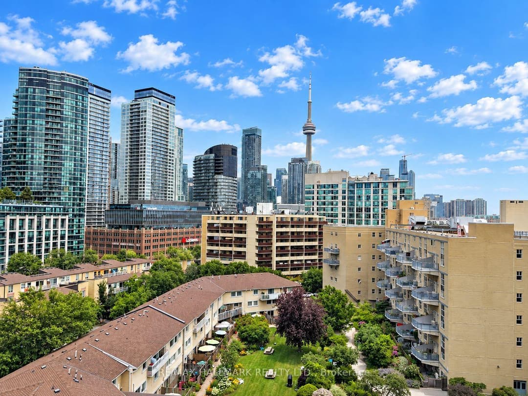90 Stadium Road Unit 905, Downtown Toronto / Waterfront