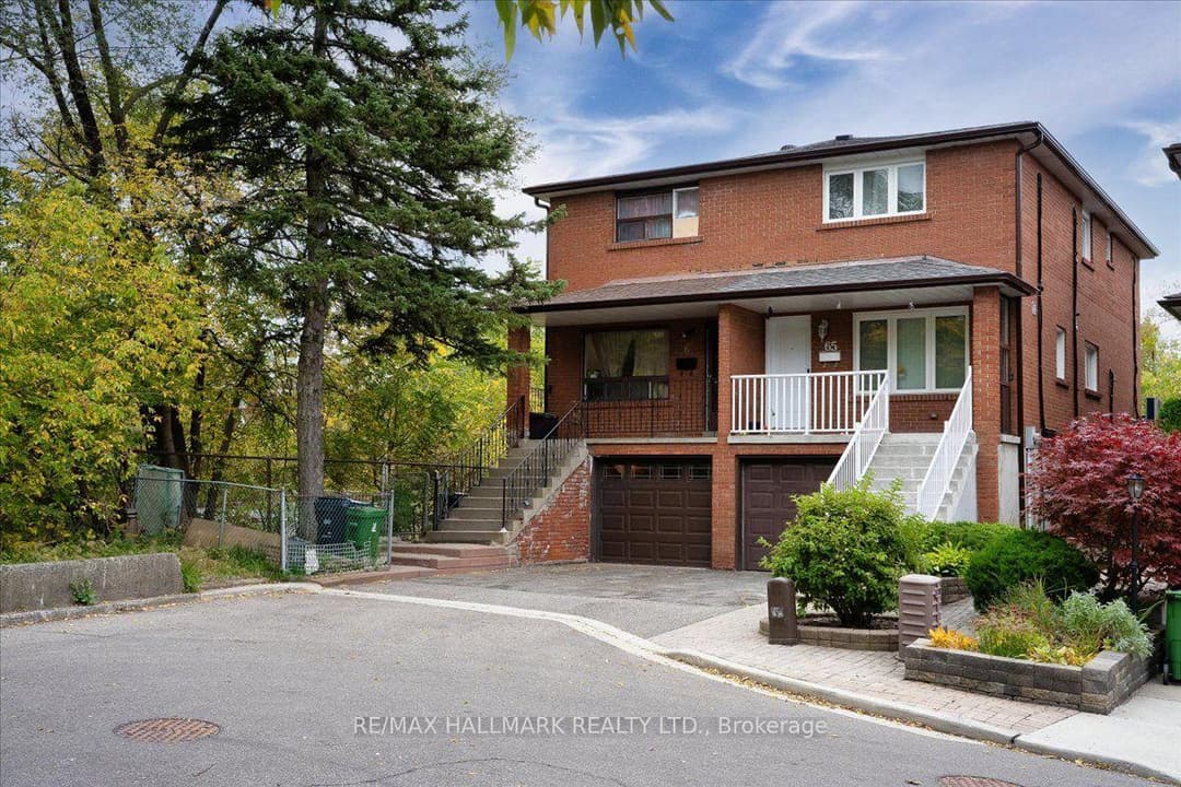 67 Aldergrove Avenue, The Beaches / Upper Beaches