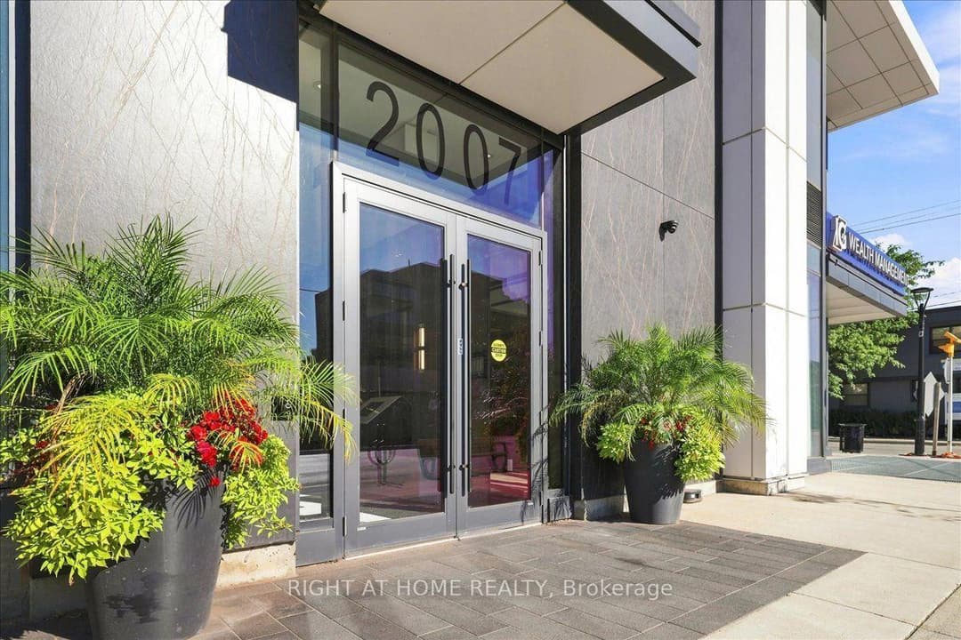 2007 James Street Unit 1403, Burlington
