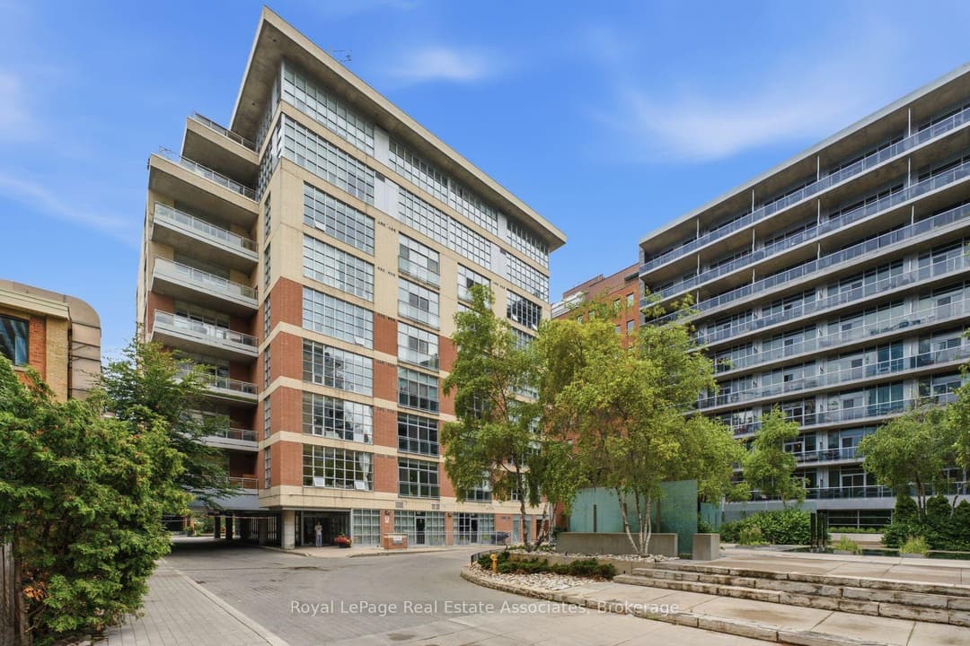 19 Brant Street Unit 204, Downtown Toronto / Waterfront