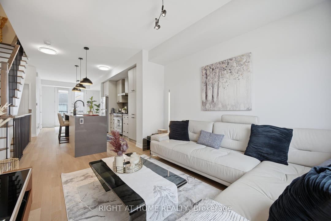 348 Wheat Boom Drive Unit 6, Oakville