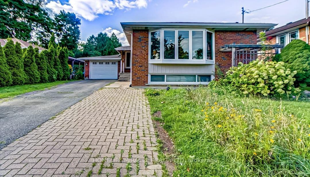 30 Fallowfield Road, Etobicoke (West Mall / Rexdale)