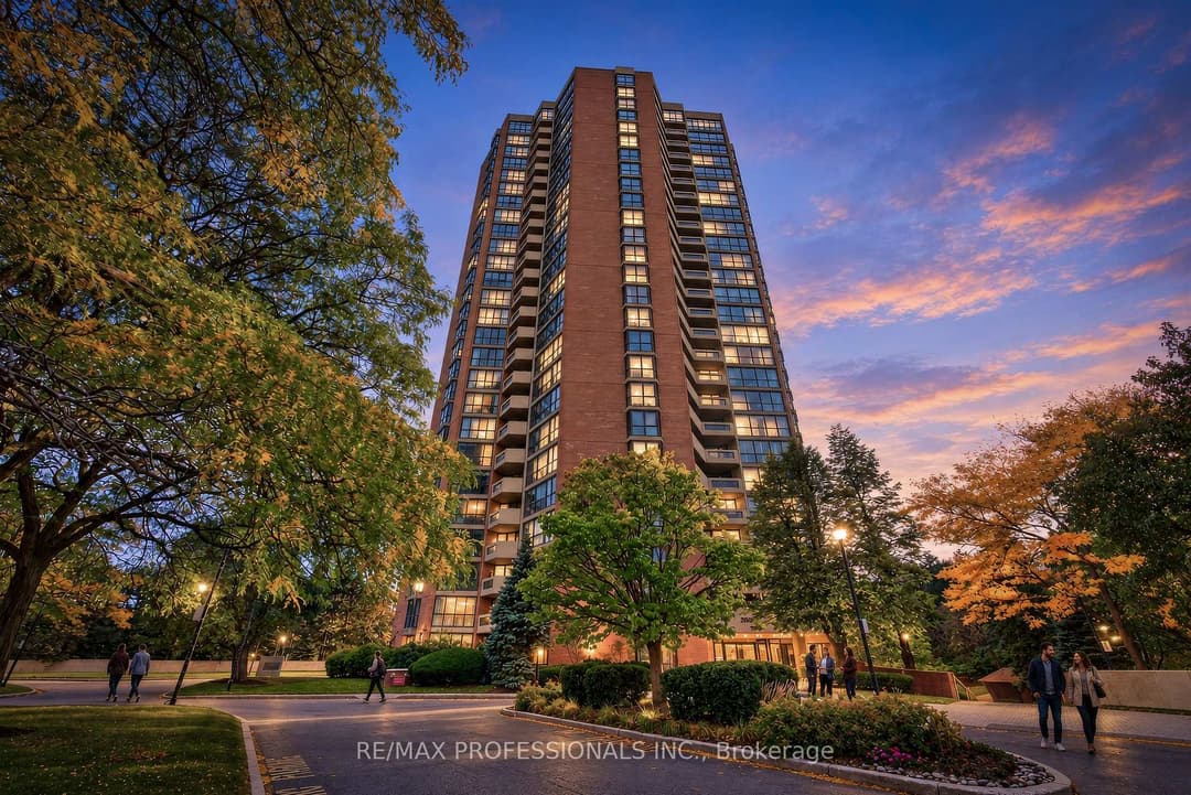 2000 Islington Avenue Unit 1807, Etobicoke (Kingsview Village / Humber Heights)