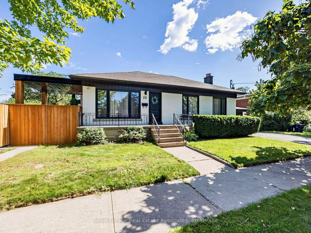 25 Treeview Drive, Liberty Village / Parkdale / South Parkdale