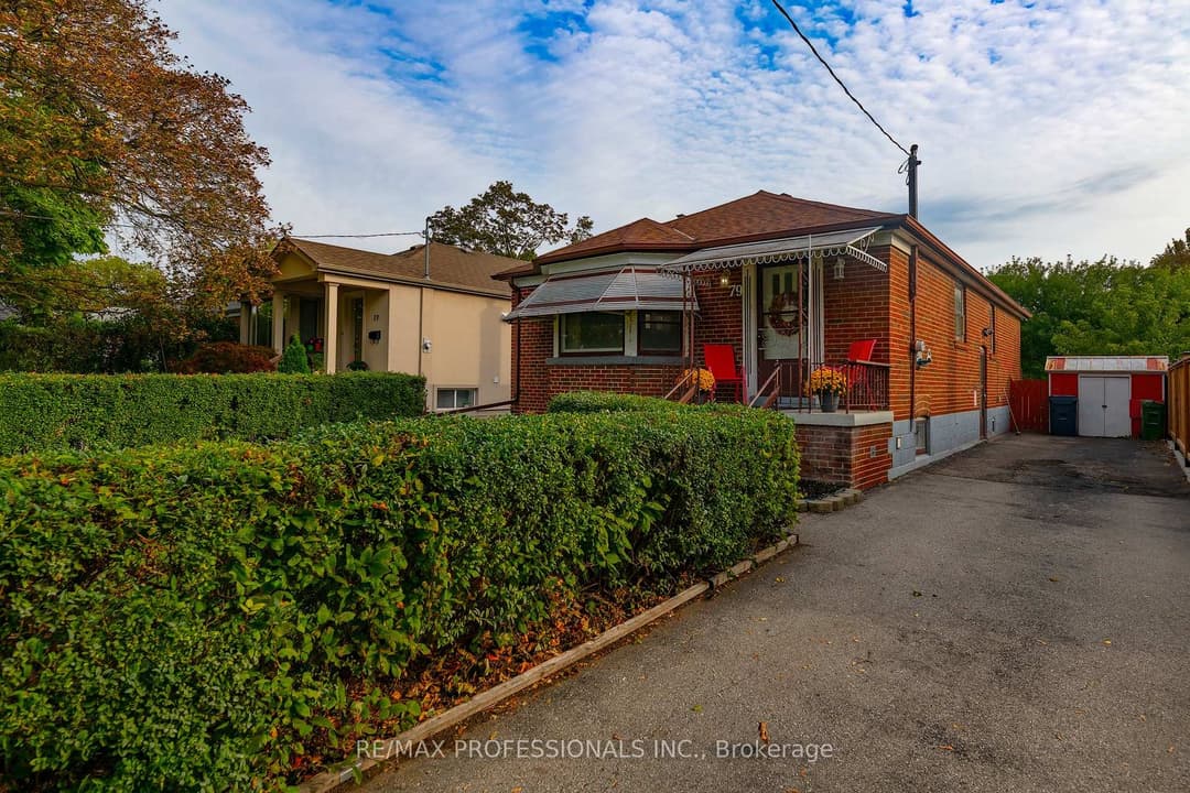 79 Silverhill Drive, Etobicoke (Islington / Rexdale)