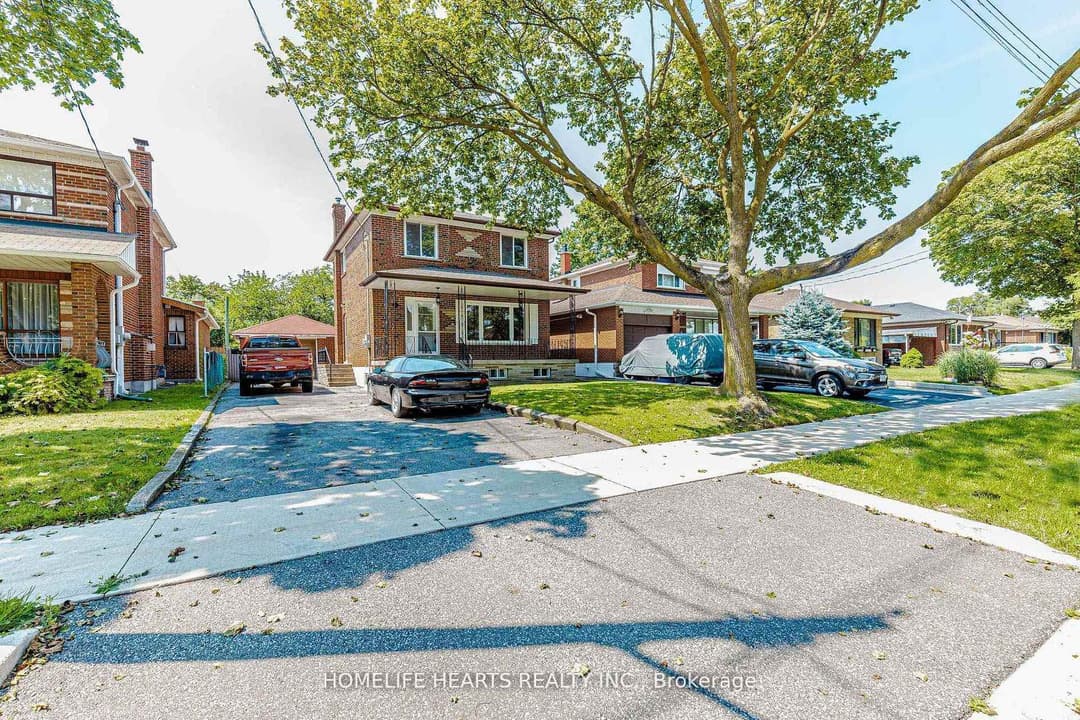 6 Dittmer Crescent, Etobicoke (West Mall / Rexdale)
