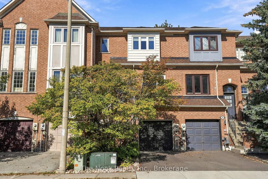32 Harbourview Crescent, Liberty Village / Parkdale / South Parkdale