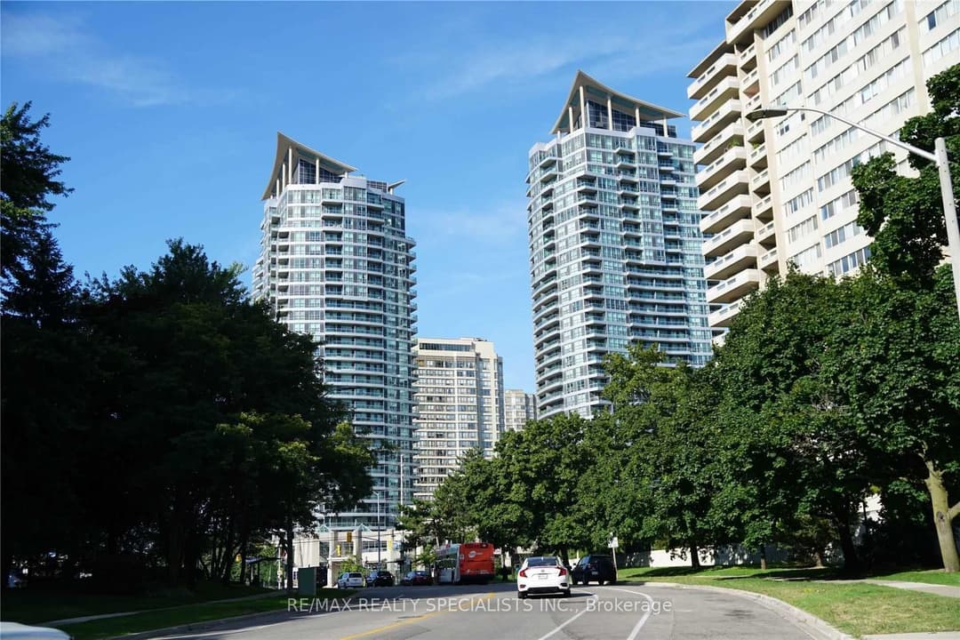 33 Elm Drive Unit 2207, Mississauga
