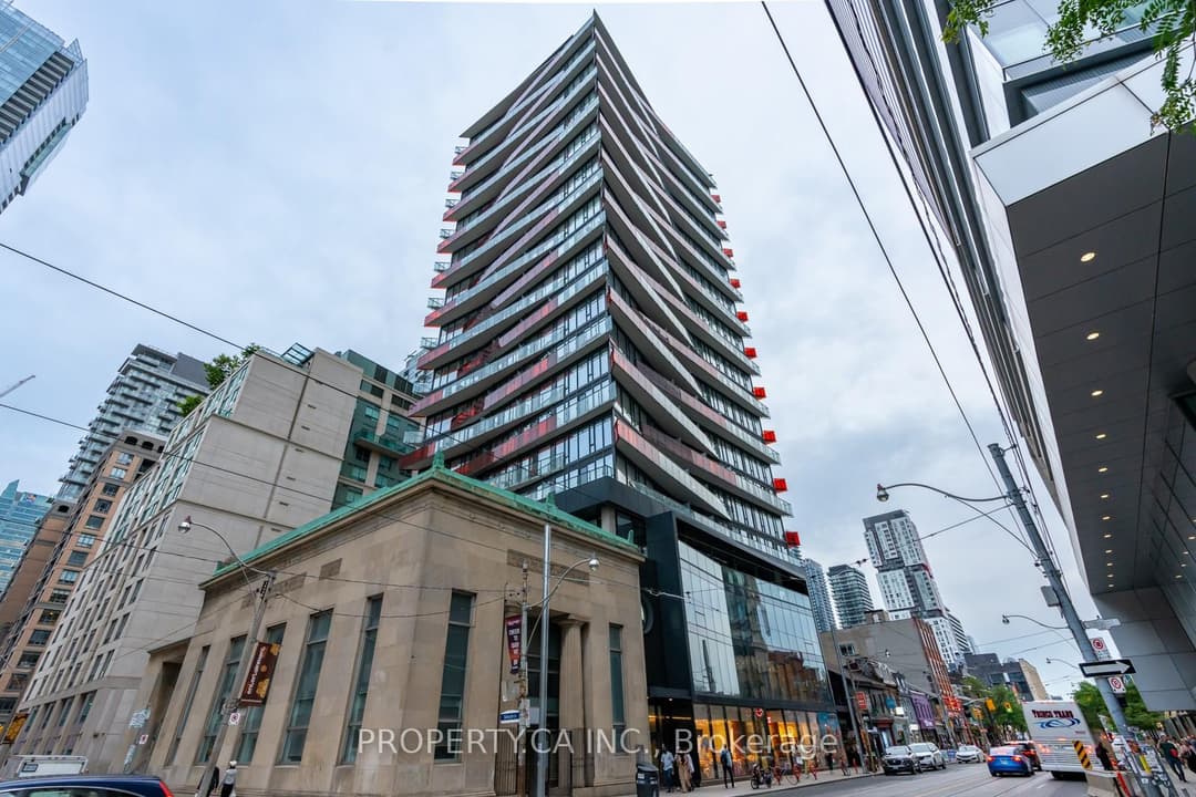 215 Queen Street Unit 1616, Downtown Toronto / Waterfront