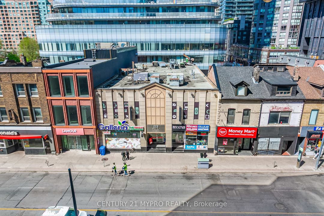 555 Yonge Street Unit 401, Regent Park / Cabbagetown / St. James Town