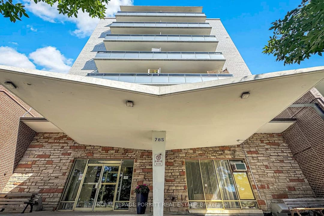 785 Browns Line Unit 703, Liberty Village / Parkdale / South Parkdale