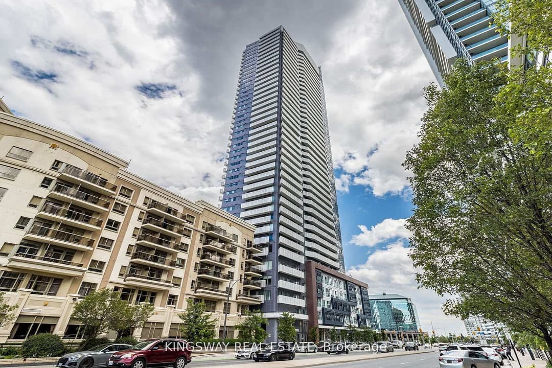 4065 Confederation Parkway Unit 3311, Mississauga