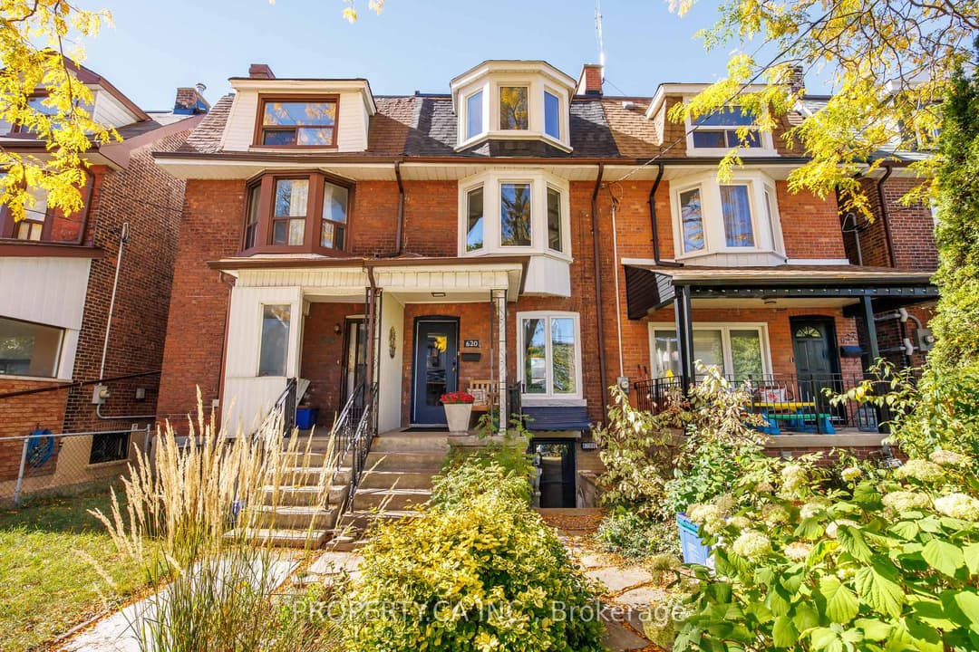 620 Crawford Street, Downtown Toronto / Waterfront