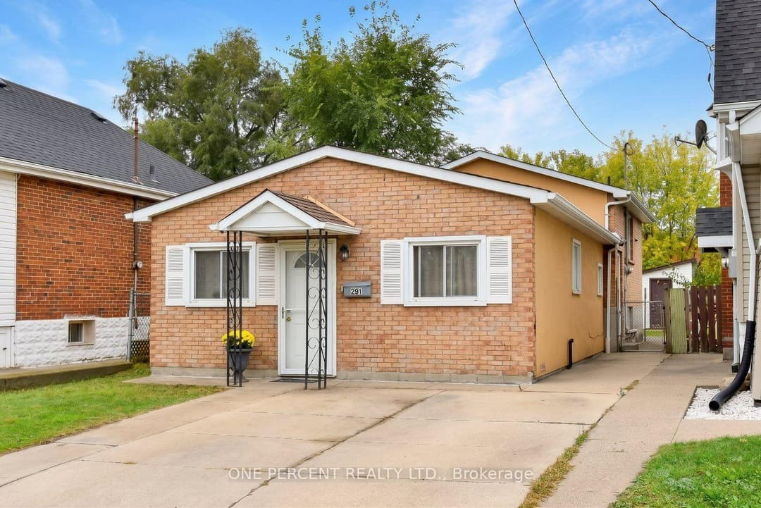 201 Strathearne Avenue, Hamilton