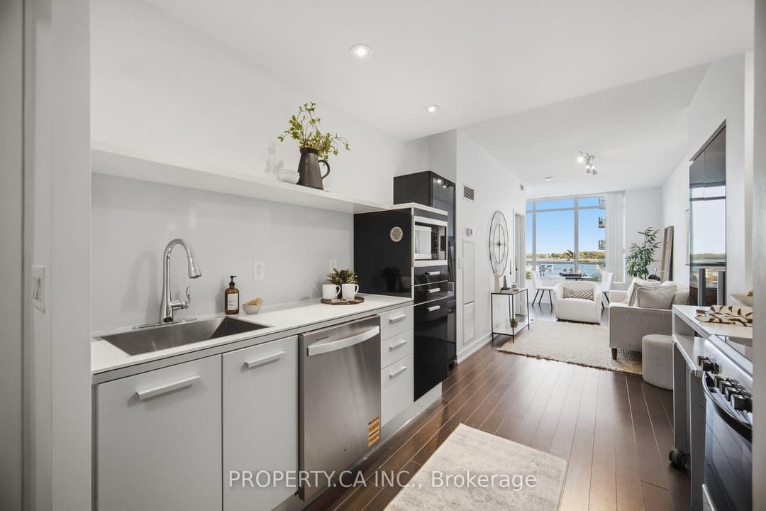 38 Dan Leckie Way Unit 508, Downtown Toronto / Waterfront