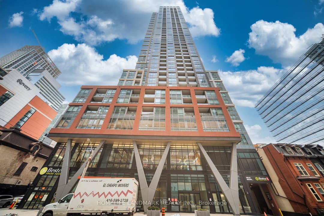 108 Peter Street Unit 1703, Downtown Toronto / Waterfront
