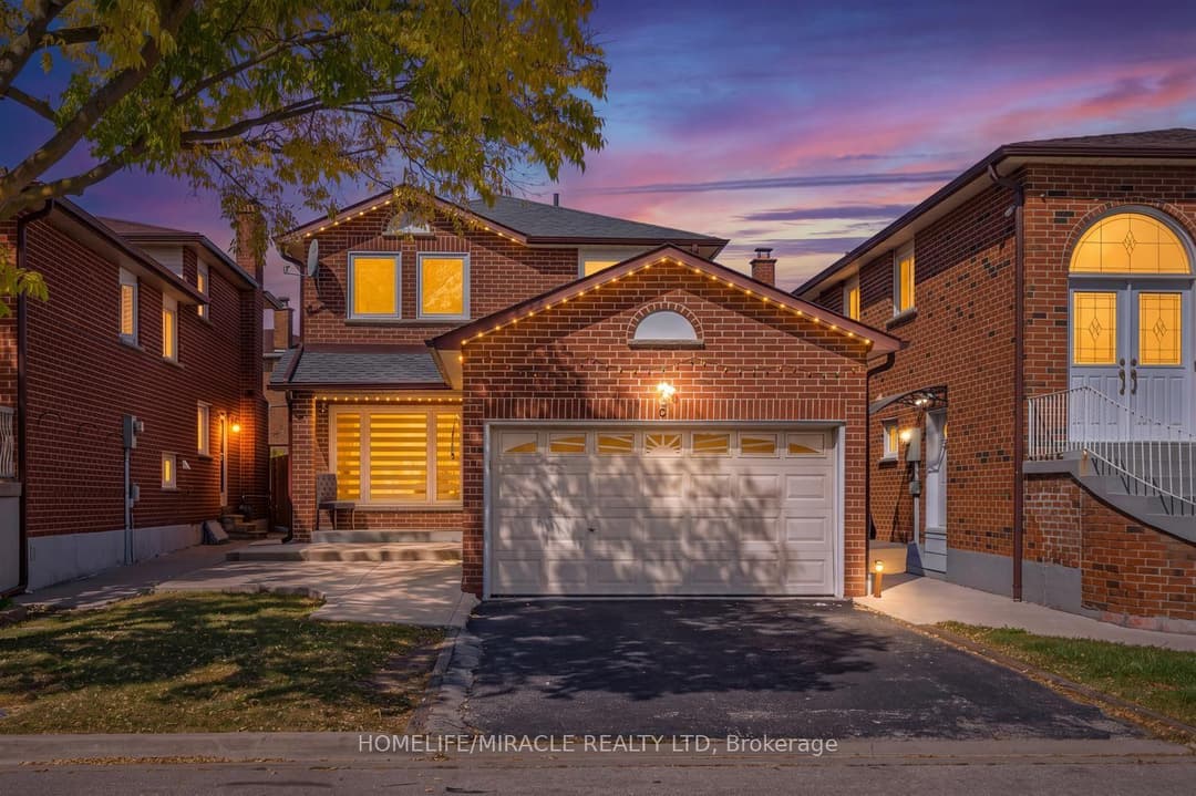 8 Loire Court, Etobicoke (West Mall / Rexdale)