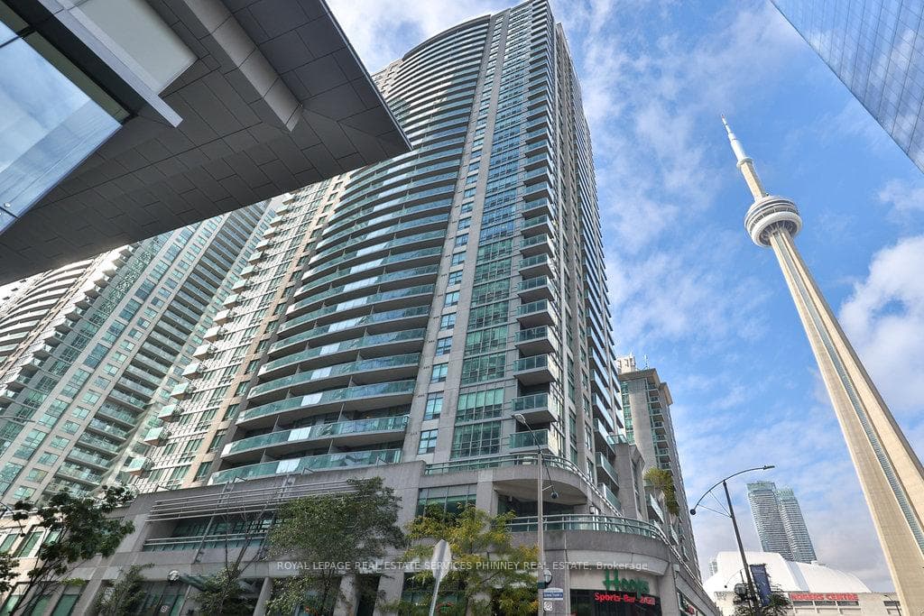 30 Grand Trunk Crescent Unit 708, Downtown Toronto / Waterfront