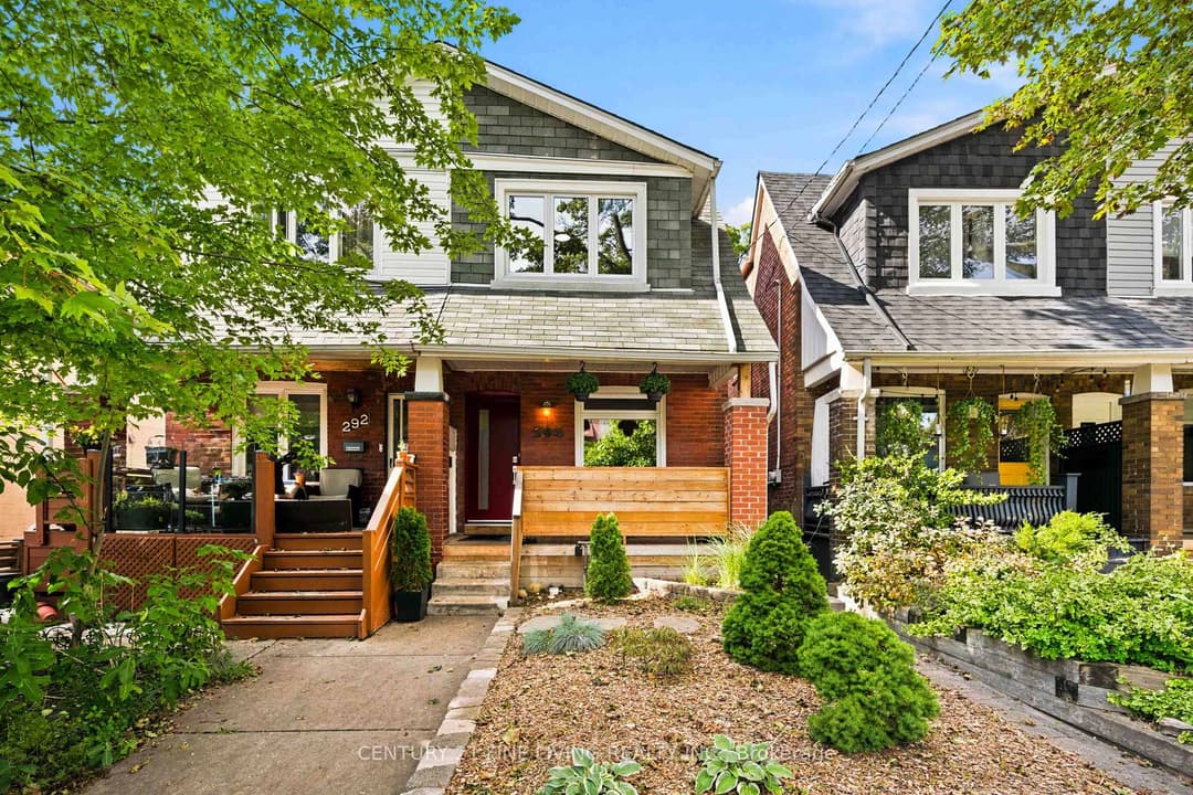 294 Gainsborough Road, The Beaches / Upper Beaches