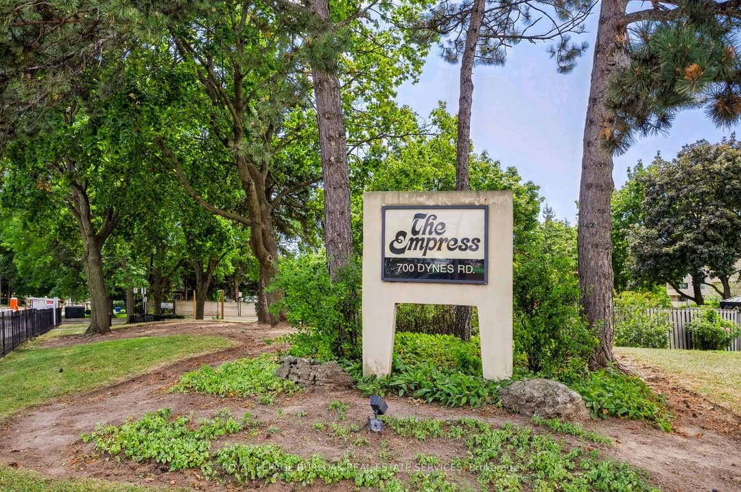 700 Dynes Road Unit 1217, Burlington