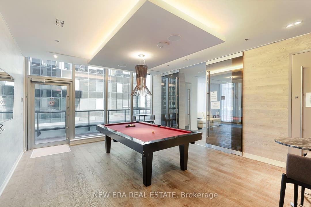 88 Scott Street Unit 2106, Regent Park / Cabbagetown / St. James Town