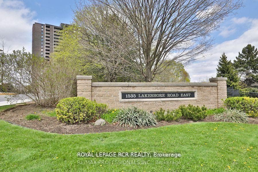 1535 Lakeshore Road Unit 205, Mississauga