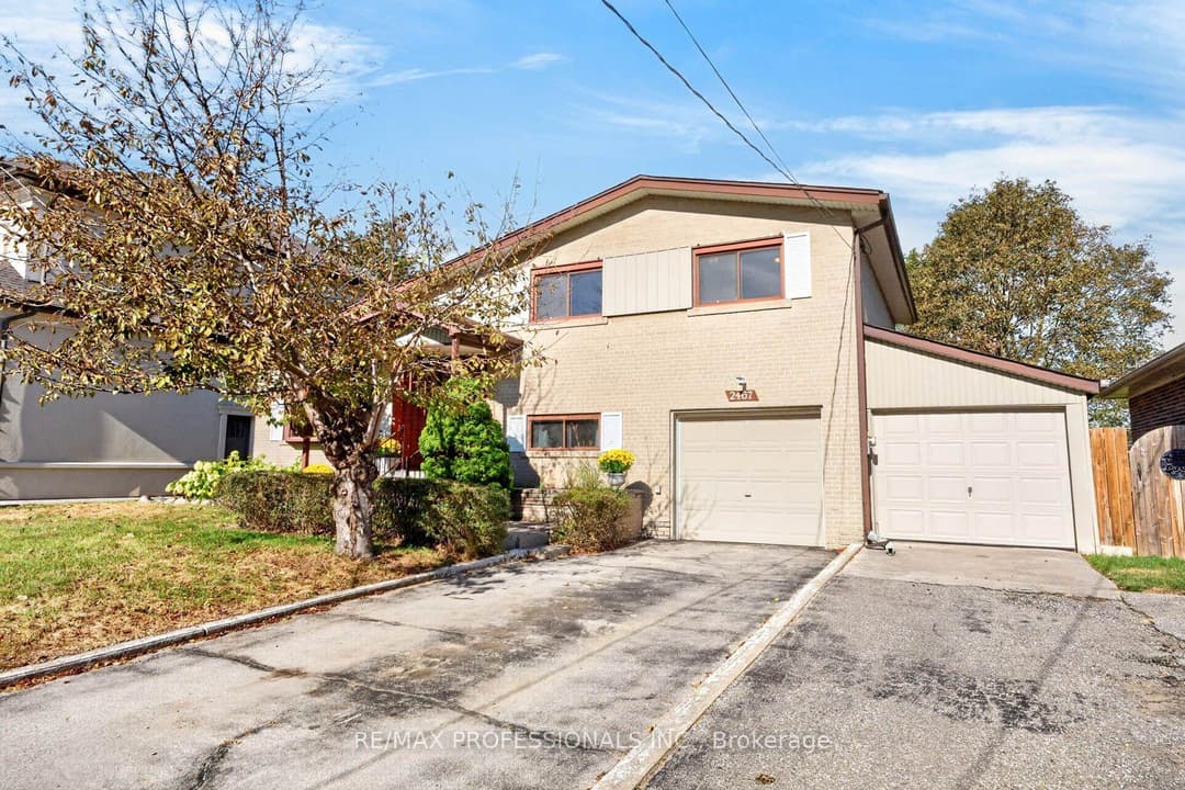 2467 Edenhurst Drive, Mississauga