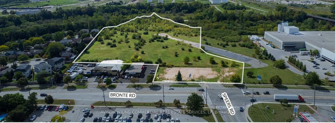 576 Bronte Road, Oakville
