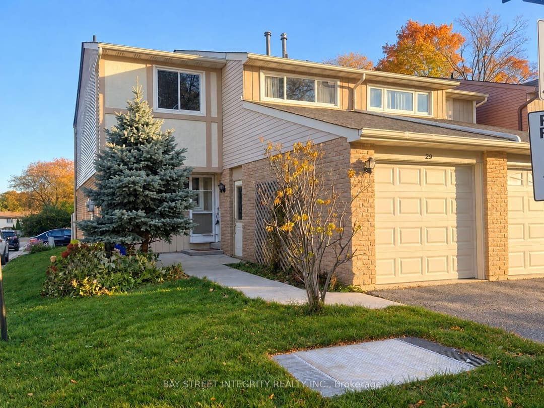 1580 Lancaster Drive Unit 29, Oakville
