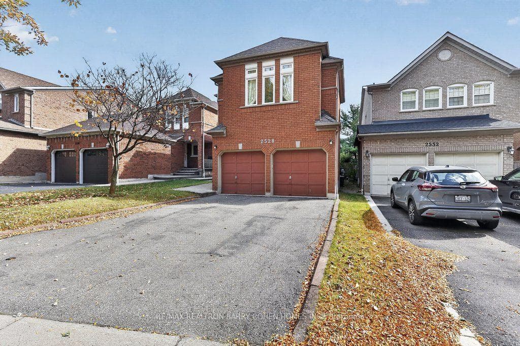 2528 Willowburne Drive, Mississauga