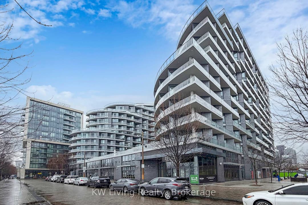 1 Edgewater Drive Unit GPH 12, Regent Park / Cabbagetown / St. James Town